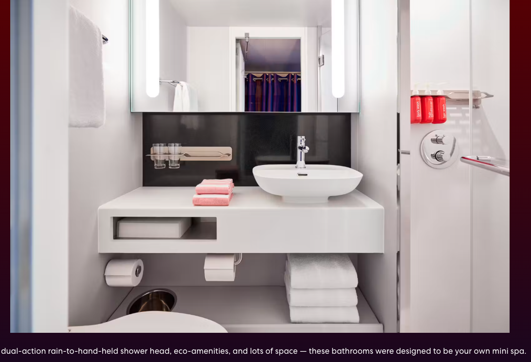 Bathroom shared by Insider, Sea View, Sea Terrace and Central Sea Terrace categories